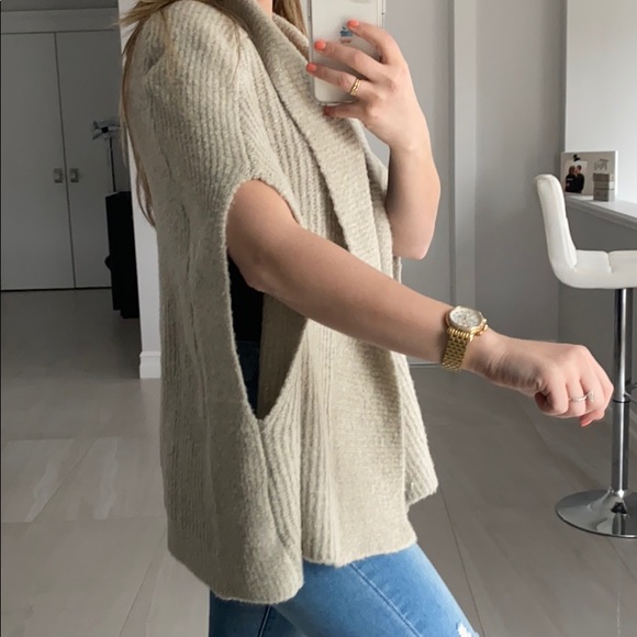 Olive + oak Sweater - Picture 3 of 5